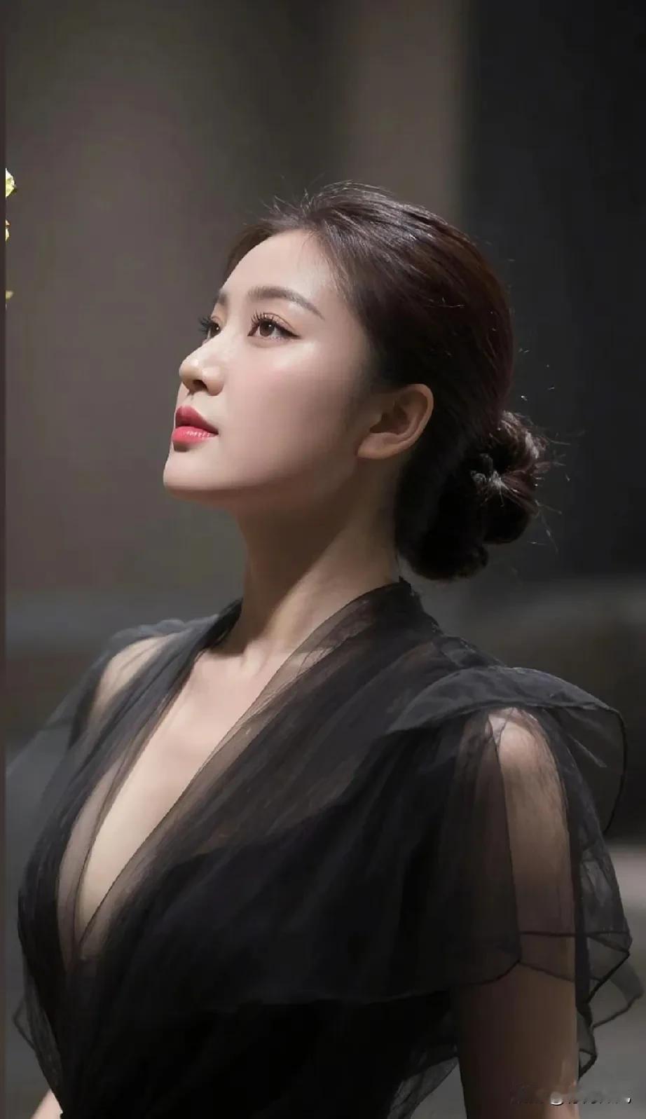 女人的气质是装不出来的女性应有的气质