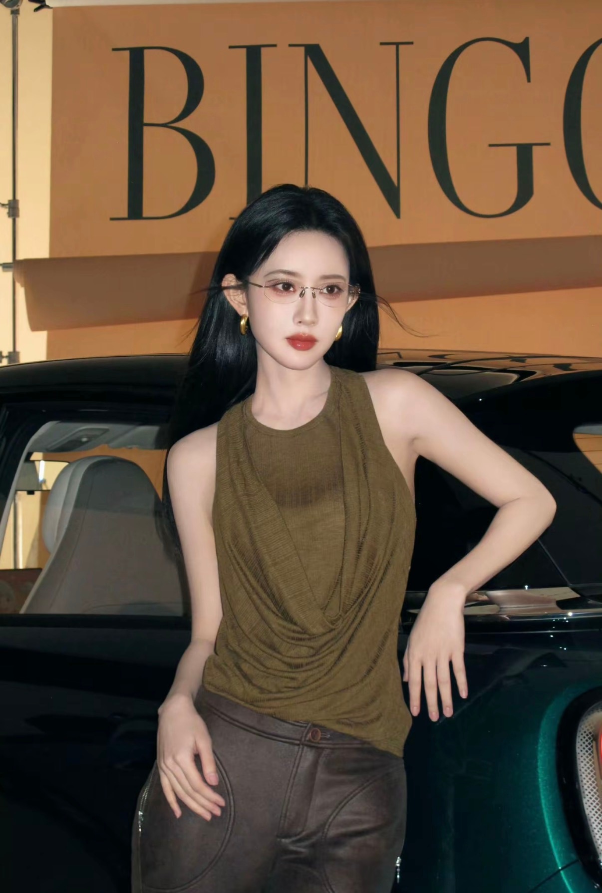 孟子义高智姐感孟子义真的是我永远的姐！！这个金丝框眼镜一戴扑面而来的高智姐感谁懂