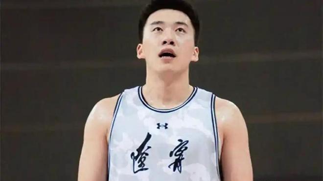 最近总能刷到王俊杰加盟辽篮的传闻，很多球迷信以为真，认为辽篮补强金金走后三号位的