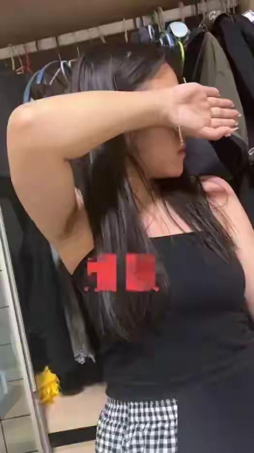 重庆女老师出轨男同事，丈夫翻看手机气得浑身发抖，聊天记录不堪入目。都说出轨只有零