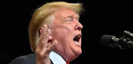 美国终于坐不住了，中国已向美方提出严正交涉，中国人民解放军已经做好备战准备。美国