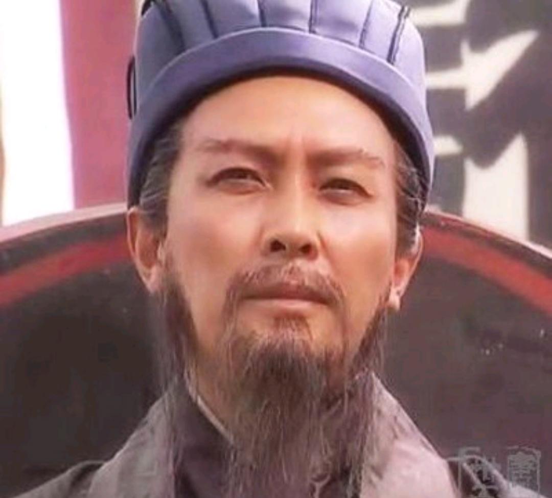 看了这么多年《三国演义》，才发现一个细思极恐的真相：诸葛亮和汉献帝刘协，居然