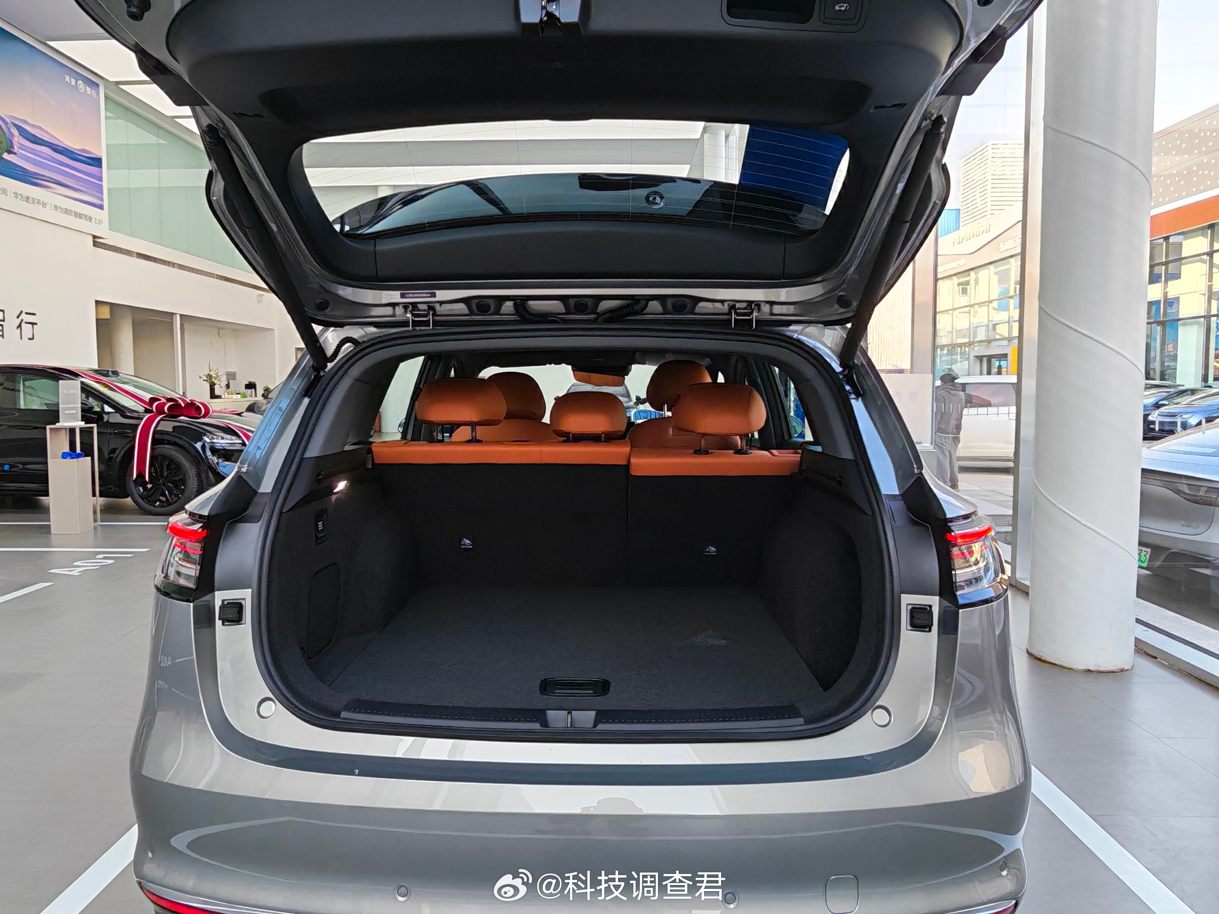 尚界H5正式开启首交昨天尚界H5提车了，昨天到现在都开了200公里了，给我的第一