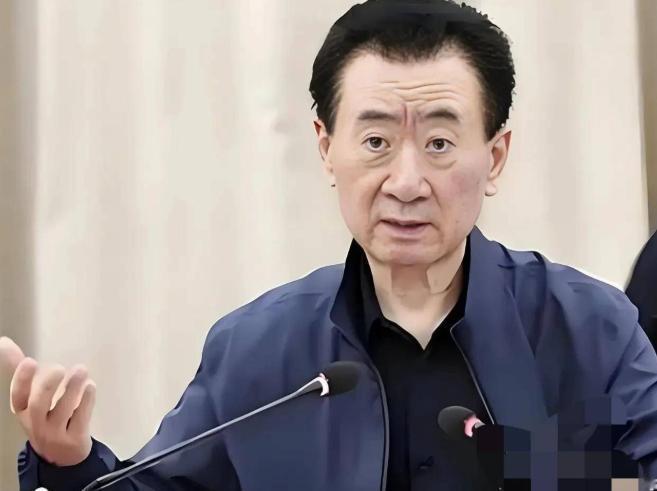 王健林如今难到什么程度了？71岁，曾经的中国首富，按胡润榜口径计算，财富较巅峰时