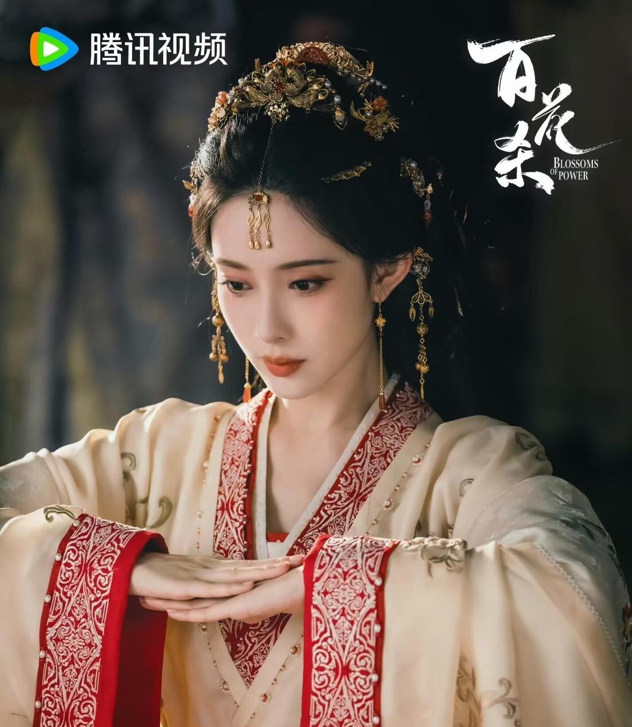 《百花杀》开播即炸裂！7月第一爆，腾讯新剧杀疯了！据目前数据来看，《百花杀》已经