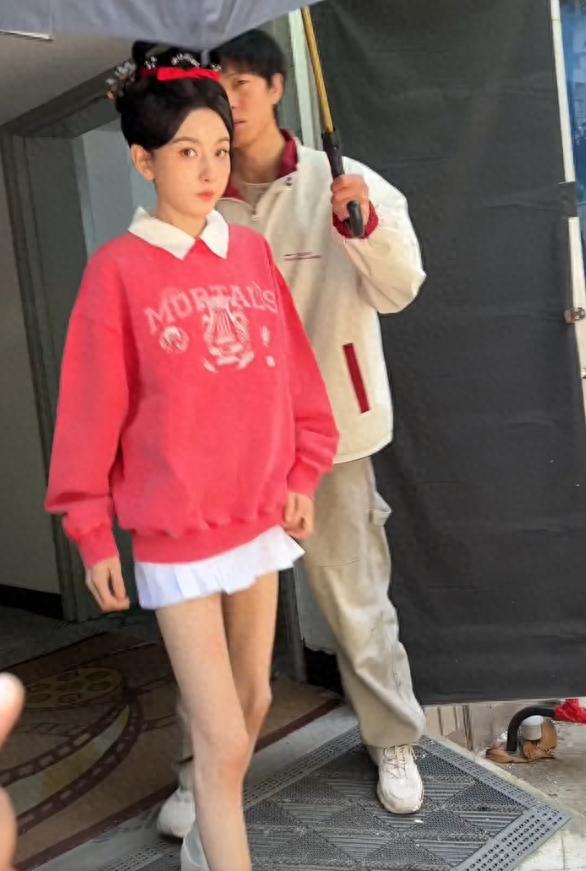 知名女星瘦到“皮包骨”, 片场2次晕倒! 曾说减肥是终身事业
