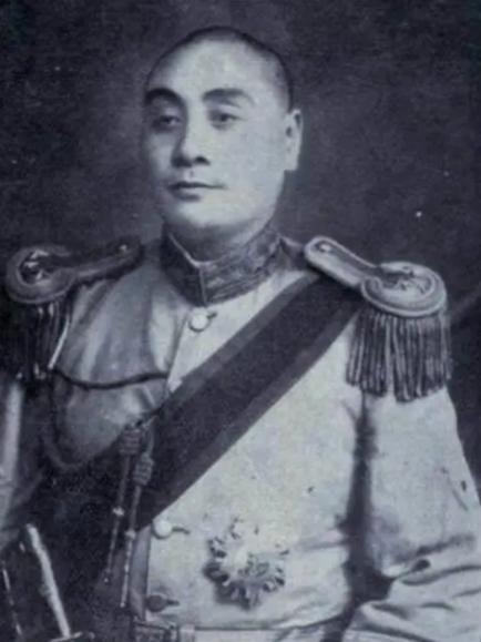 1938年1月初，在汉口养病的刘湘，得知兵权被亲信唐式遵夺取后，吃惊的说：“唐式