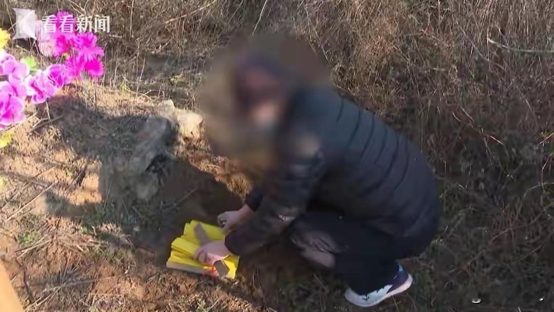 上海，女子在生下孩子后，患上了产后抑郁，在家自缢身亡。谁知，女子丈夫竟瞒着岳父岳