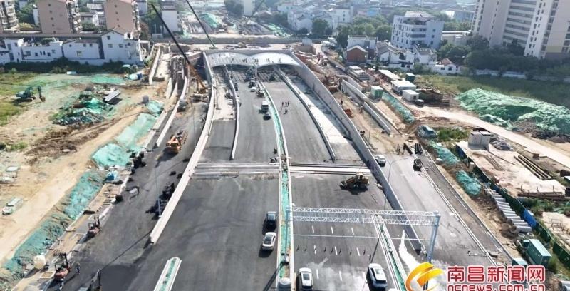 【完工在即！广州路下穿京九铁路隧道预计月底通车】我为南昌感到自豪秋阳杲杲，机器