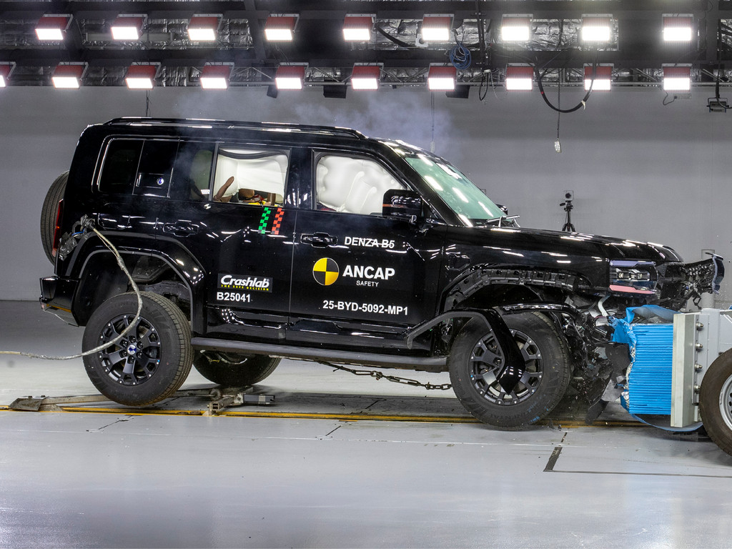 方程豹豹5在ANCAP测试中拿了五星安全评级，但最引人注意的却是它被扣分的原因—