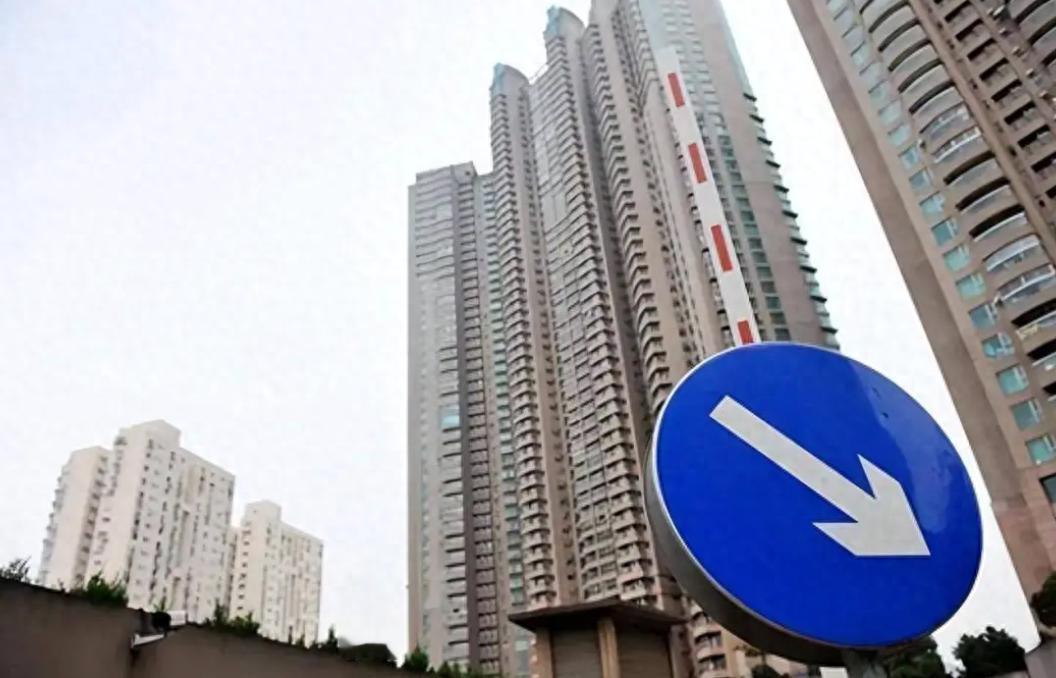 67万亿重磅落地！远比08年凶猛，房价或变天？普通人该如何应对？全网热议67