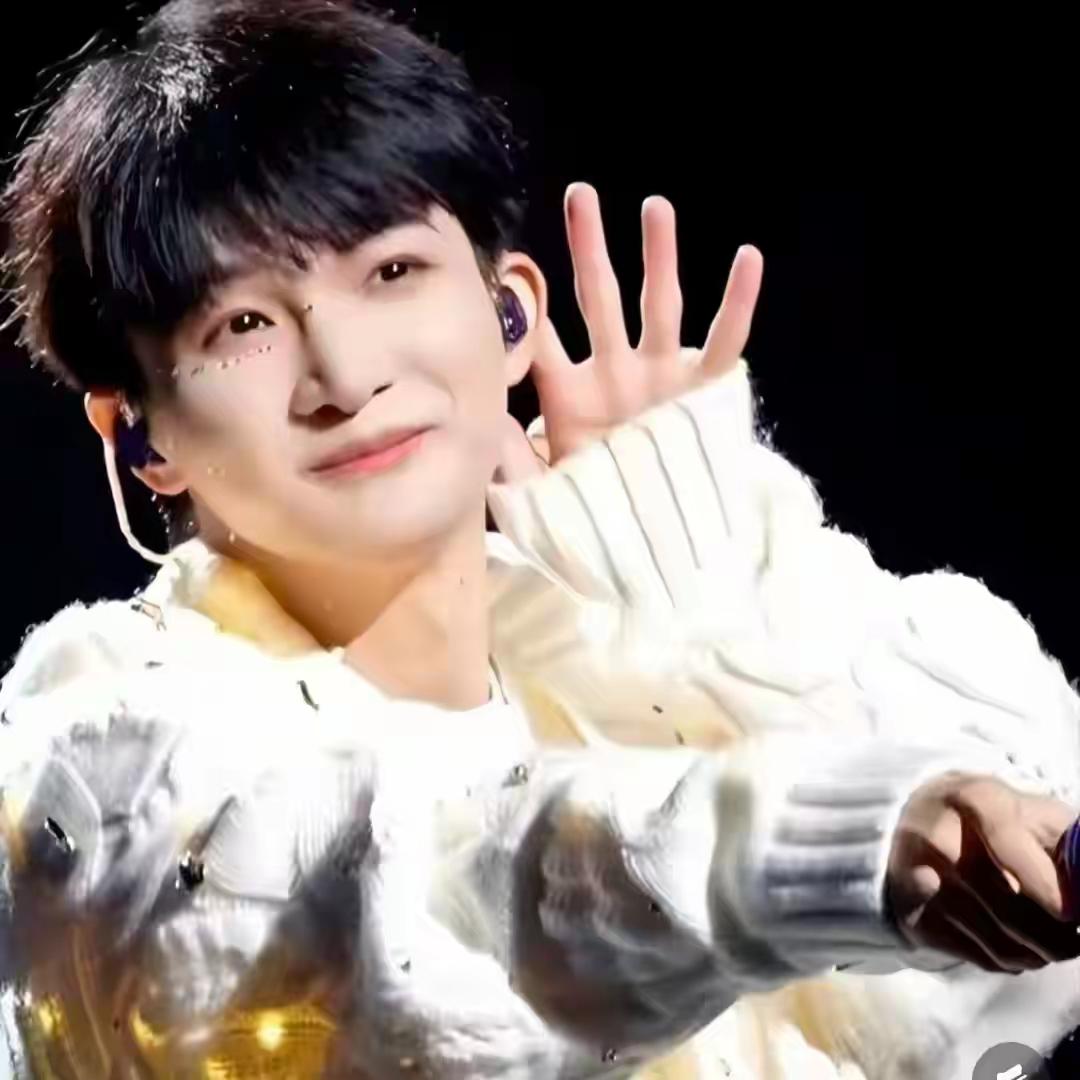 周深又带着好消息冲上热搜了。2月28日晚上，就在大家以为这一天要平平淡淡过去