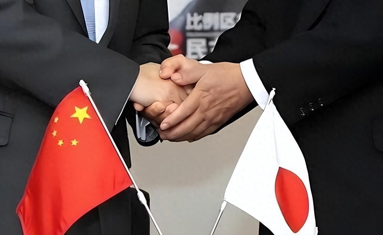 终端产品一线频传“日企撤离”，可谁能想到另一边，日本在华投资竟然火箭式猛增。