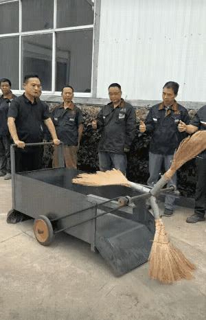 厉害！除了扫地，还装置了人形吸尘机！