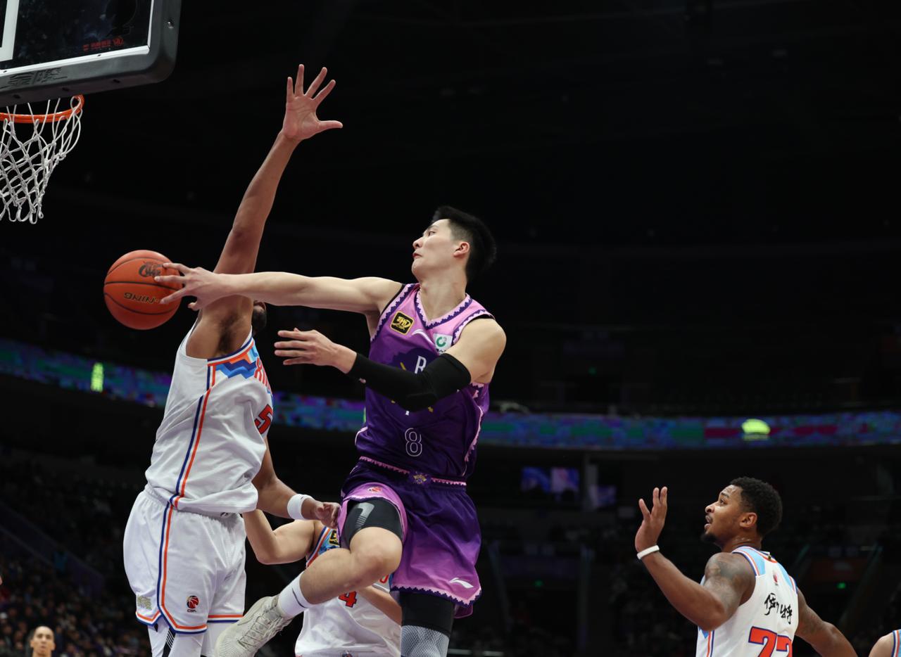 成功锁定了CBA第二名，感谢北控队的刻意成全！就算比赛被拖进了加时赛，但王博他们