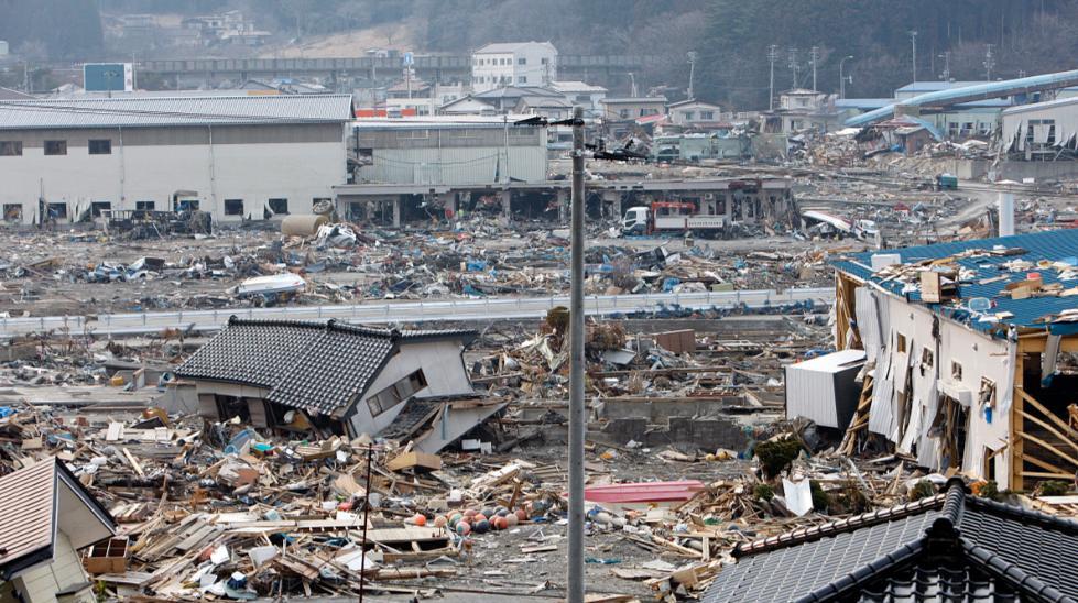 日本真要是沉进海里，1.26亿人一定会找新的地方落脚，可这世上哪有现成的窝？当