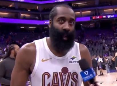 哈登：米切尔是骑士队领袖，我会全力支持他并尽一切所能帮助球队和他成长！北京时