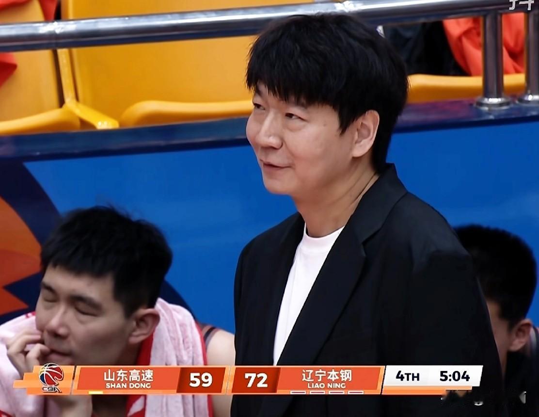 双外援瞎抡，高诗岩缺阵，山东队主场67:77惨败辽宁！1、克里斯15投6中6次