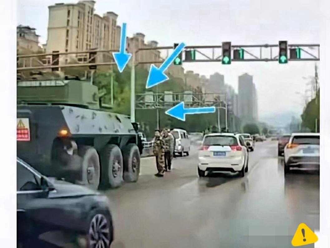 重庆车主违规掉头撞装甲车，和保险公司的对话笑喷全网？这根本不是段子，是血淋淋的教