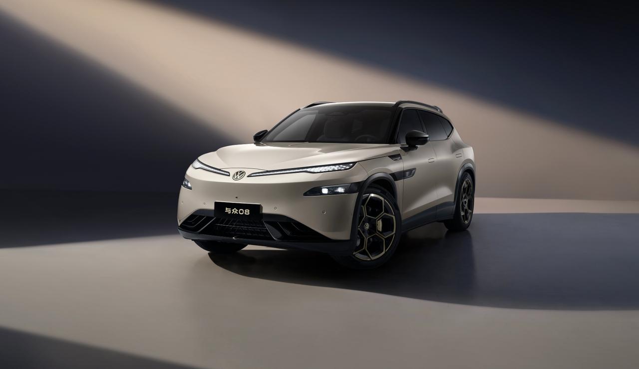 大众发布全新中大型SUV——与众08官图，新车将于2026年投产。新车车长5米，