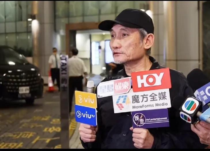 施南生去世，徐克接受媒体采访，他能有现在的地位离不开这位前妻。两人离婚女方放手