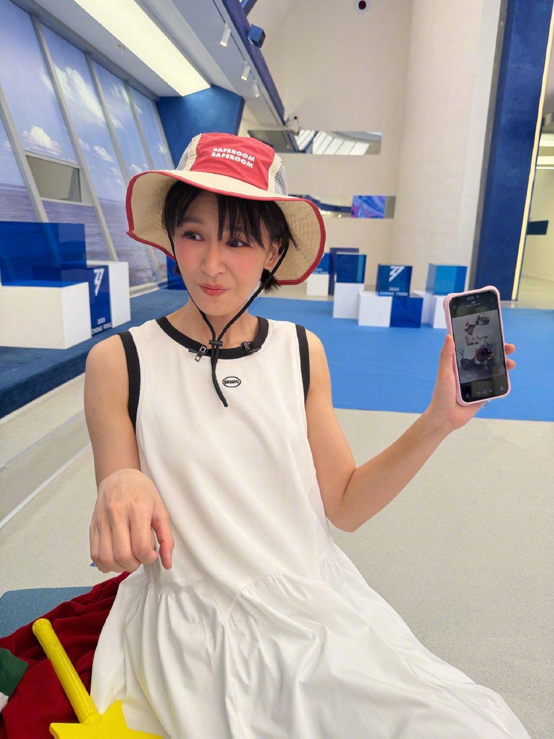 曾沛慈宝莲练舞vlog谁懂啊！曾沛慈宝莲练舞vlog太欢乐了，直接跳到逐渐癫