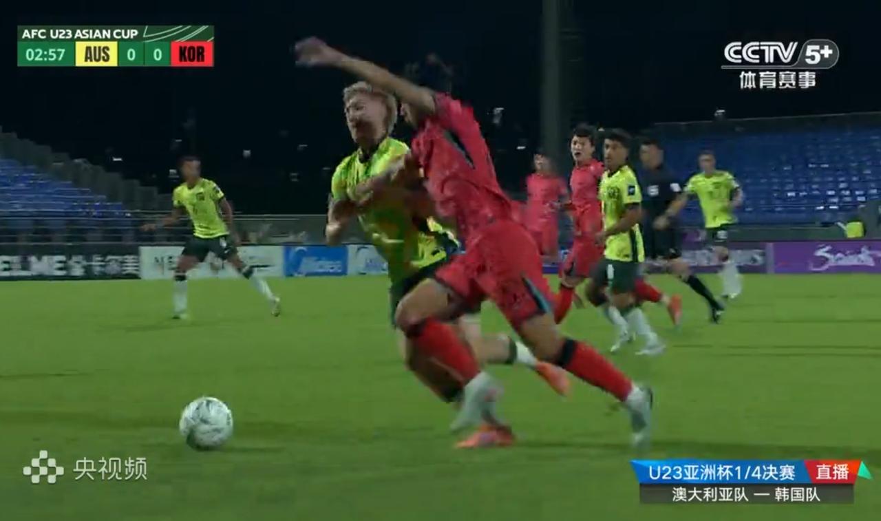 韩国U23队1比0领先澳大利亚了，韩国队第22分钟打破僵局，澳大利亚队危险了，看