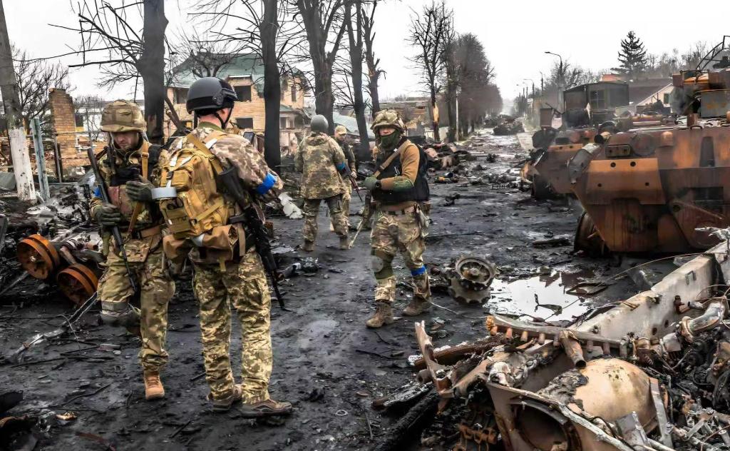 俄罗斯本来有机会拿下乌克兰，但迟迟没有攻克的真正原因，正好印证了毛主席的一句预言