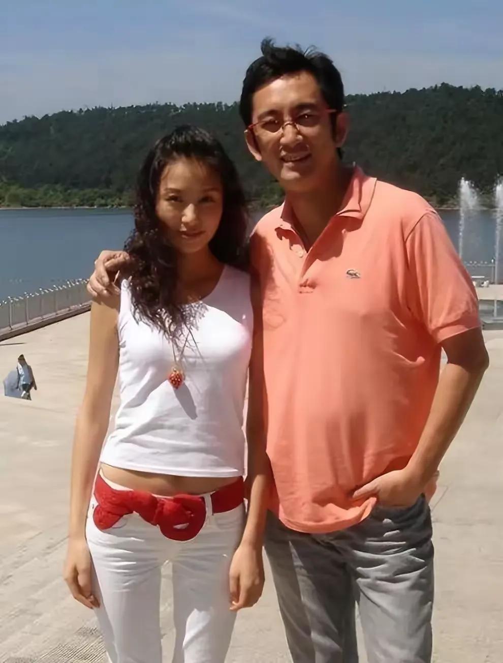 有人说：“一个女人，给不了你生理需求，给不了你事业帮助，经济上也不给你分担，还给