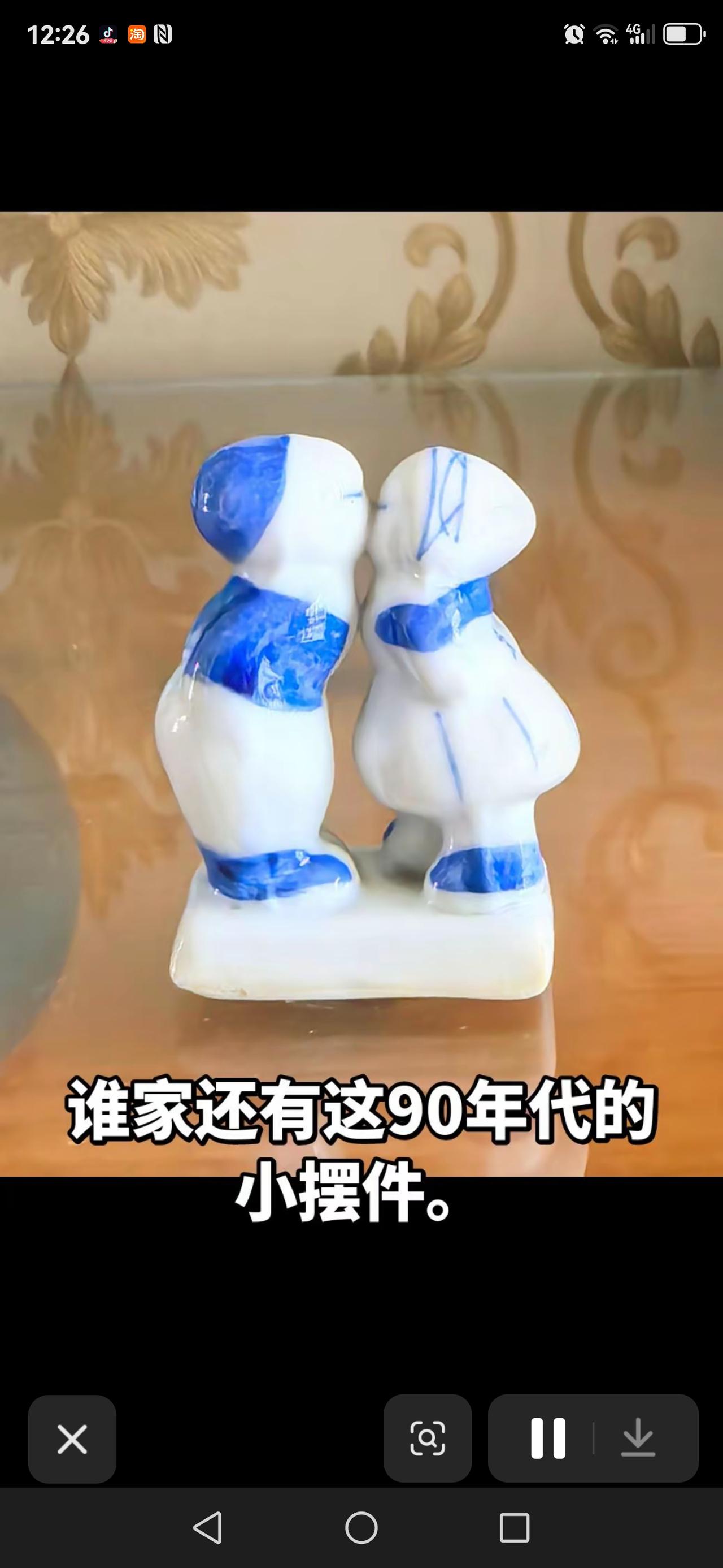 我小的时候，妈妈修第二学历，爸爸经常出差，因此很忙。有一次把我送到舅舅家，让舅舅