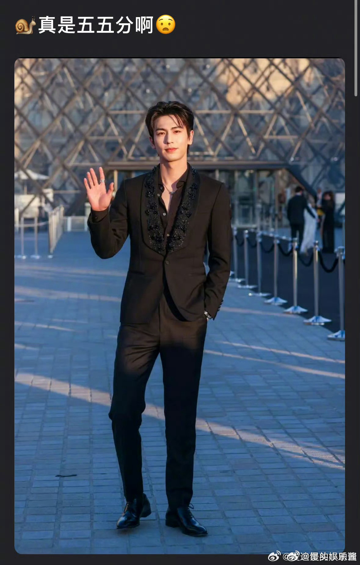 张凌赫虽然身高高，但比例是五五分