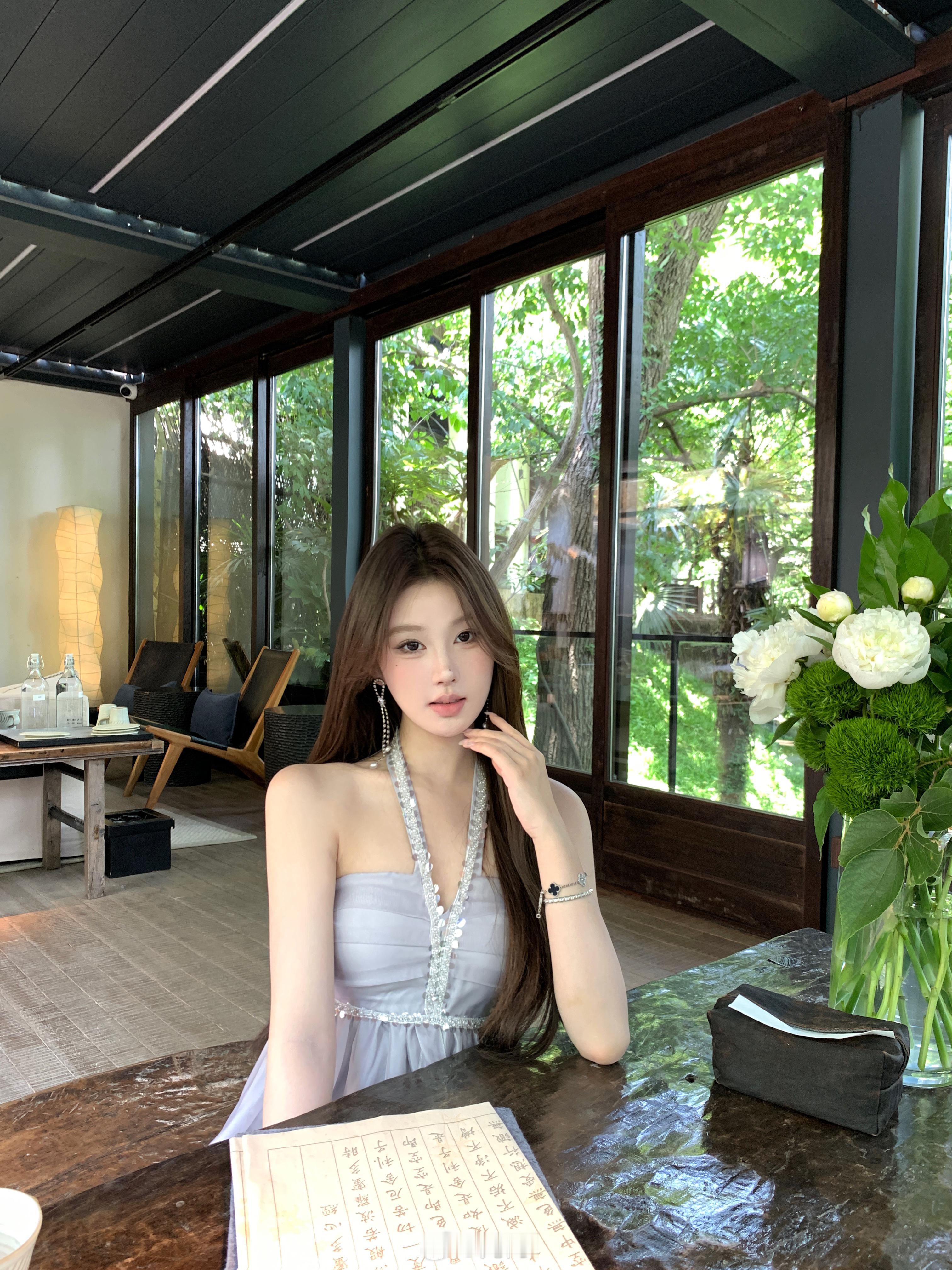 Mirrorselfiecheck🪞🫧就要大大方方的漂亮！！灰色挂脖小上