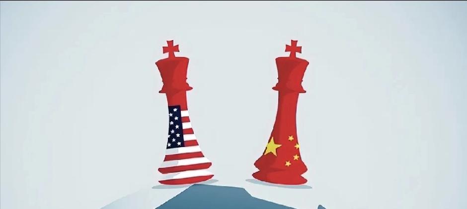 凤凰卫视资深评论员石齐平今日撰文提出三大判断：中美综合国力已从“美强中弱”转为“
