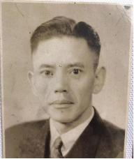 1948，毛人凤派特务沈醉去暗杀自己的姐夫余乐醒，沈醉到达时，毫不知情的余乐醒正
