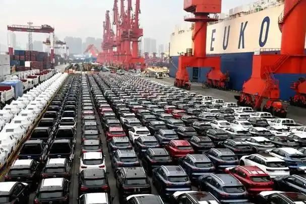 风向彻底变了！欧洲从中国进口的汽车，竟然首次超过对华出口。曾经独霸全球的