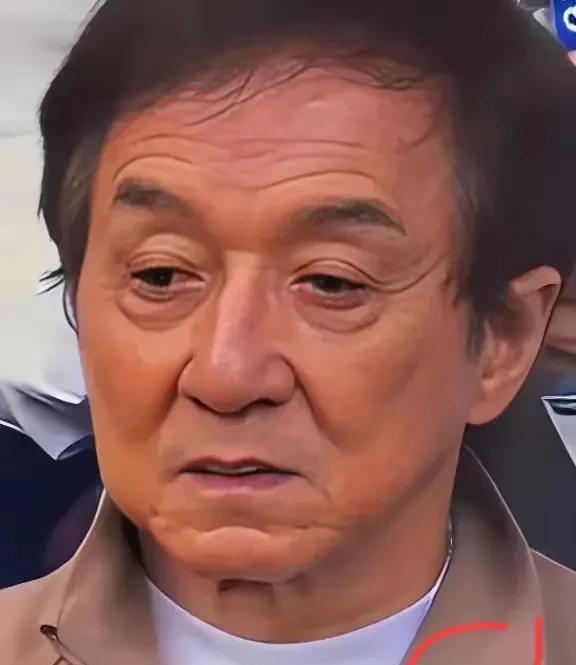 房祖名这次算是栽在亲妈手里了，刚在加拿大布置新家，北京公寓的藏品就被林凤娇连夜打