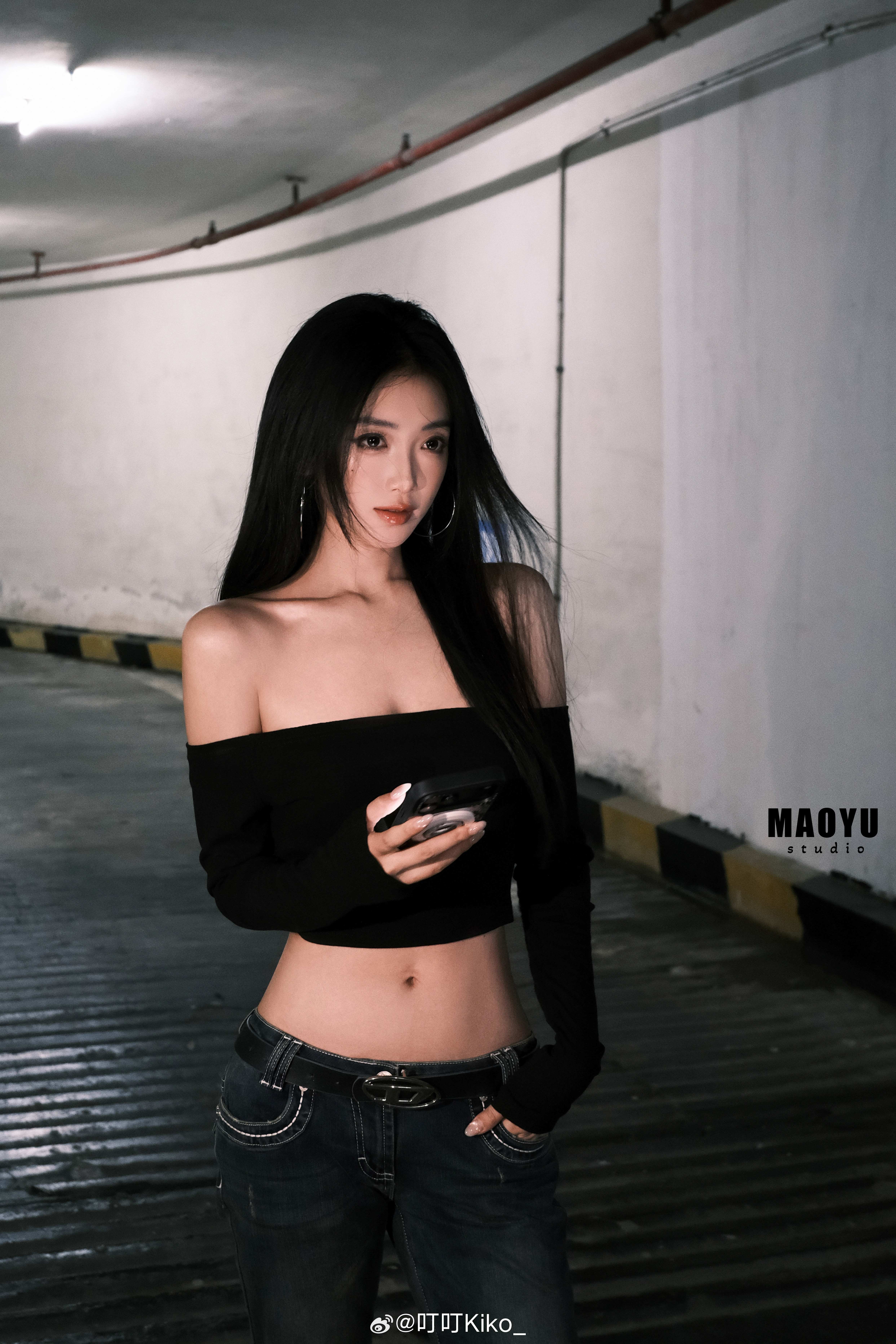 姐感📸深圳写真猫屿摄影工作室车库拍照电影感