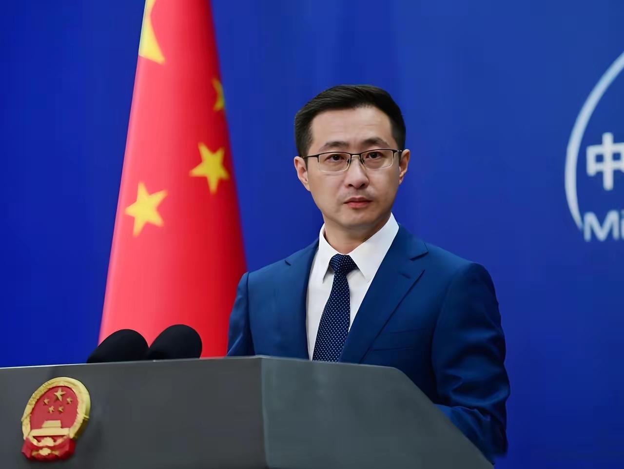 中方反制来得又快又狠，12月19日外交部用四个“严重”定性，国防部严正警告。（中