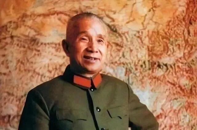 粟裕救助过的人（部分）1. 开国中将张震：被造反派打伤后，其子带血衣赴京