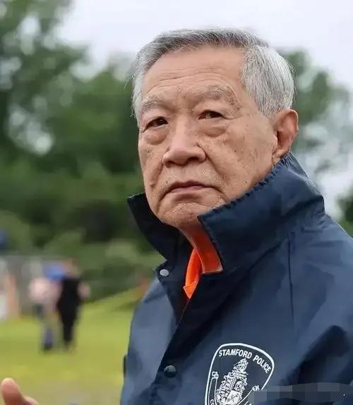 2023年美国联邦法院重锤落下，判定李昌钰伪造证据！昔日风光的“华人神探”金身瞬