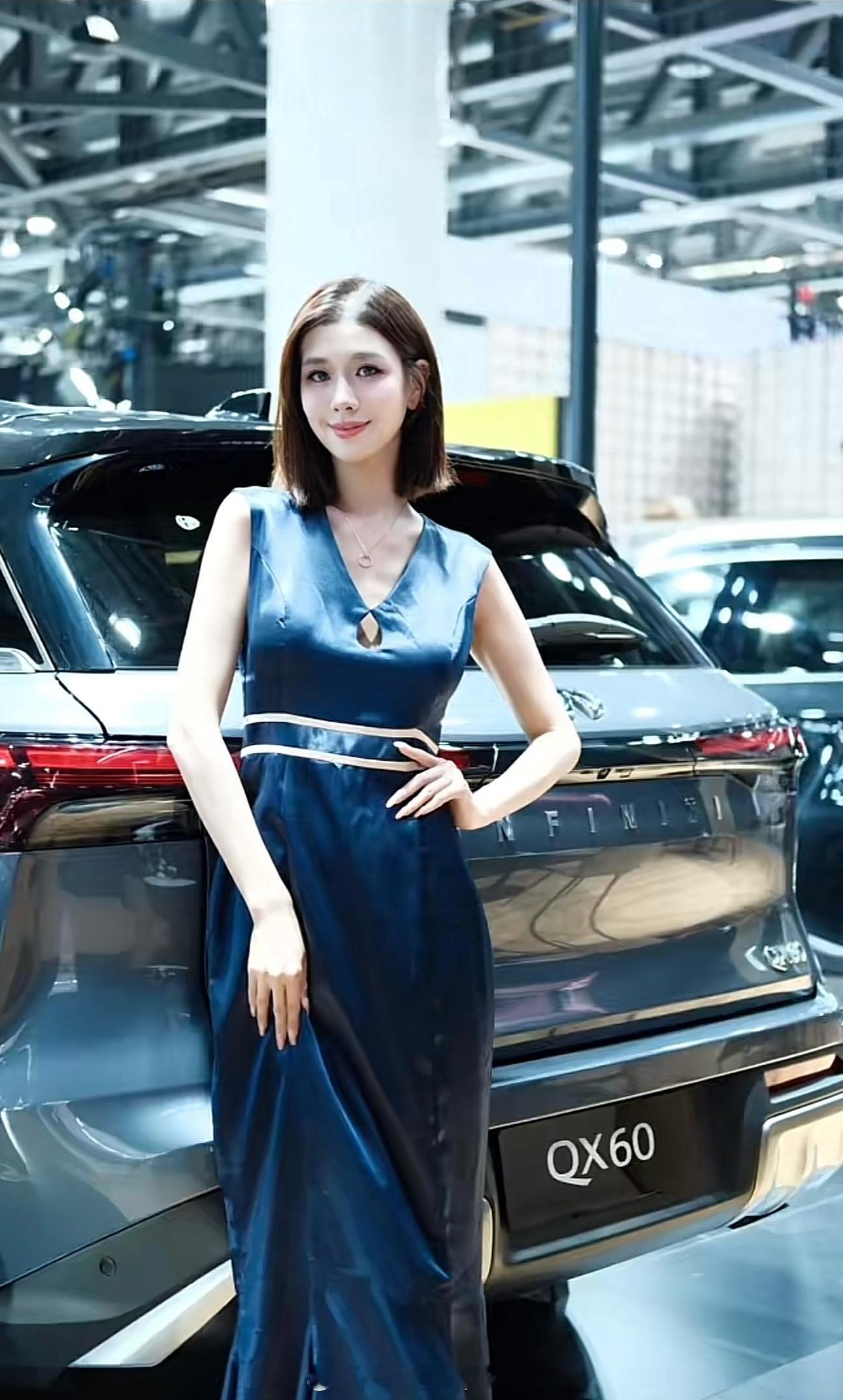 杭州车展加油加油我的中秋假期马上就要开始啦！💙​​​