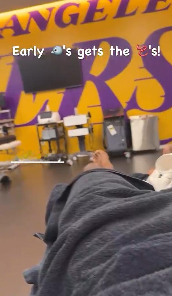 4月18日讯今日，湖人球星詹姆斯更新了InstagramStory动态。詹姆