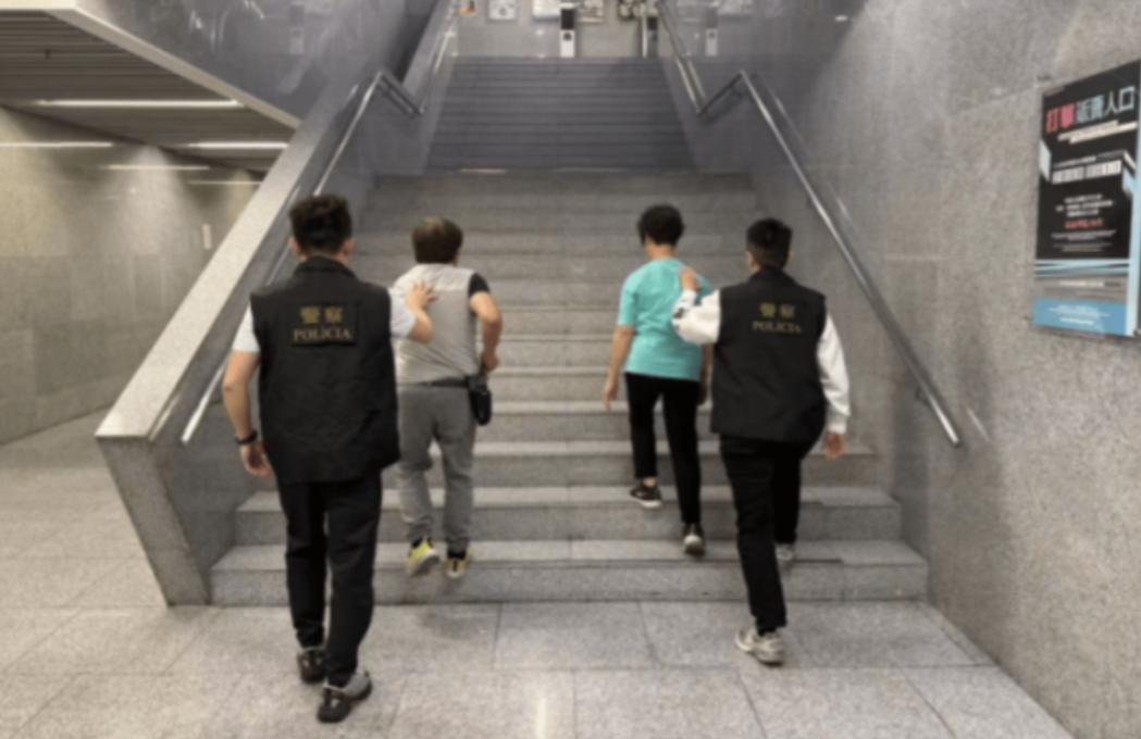 “离大谱！”澳门一70多岁男子，为每周获得一次性服务，竟与女子在内地登记结婚，并