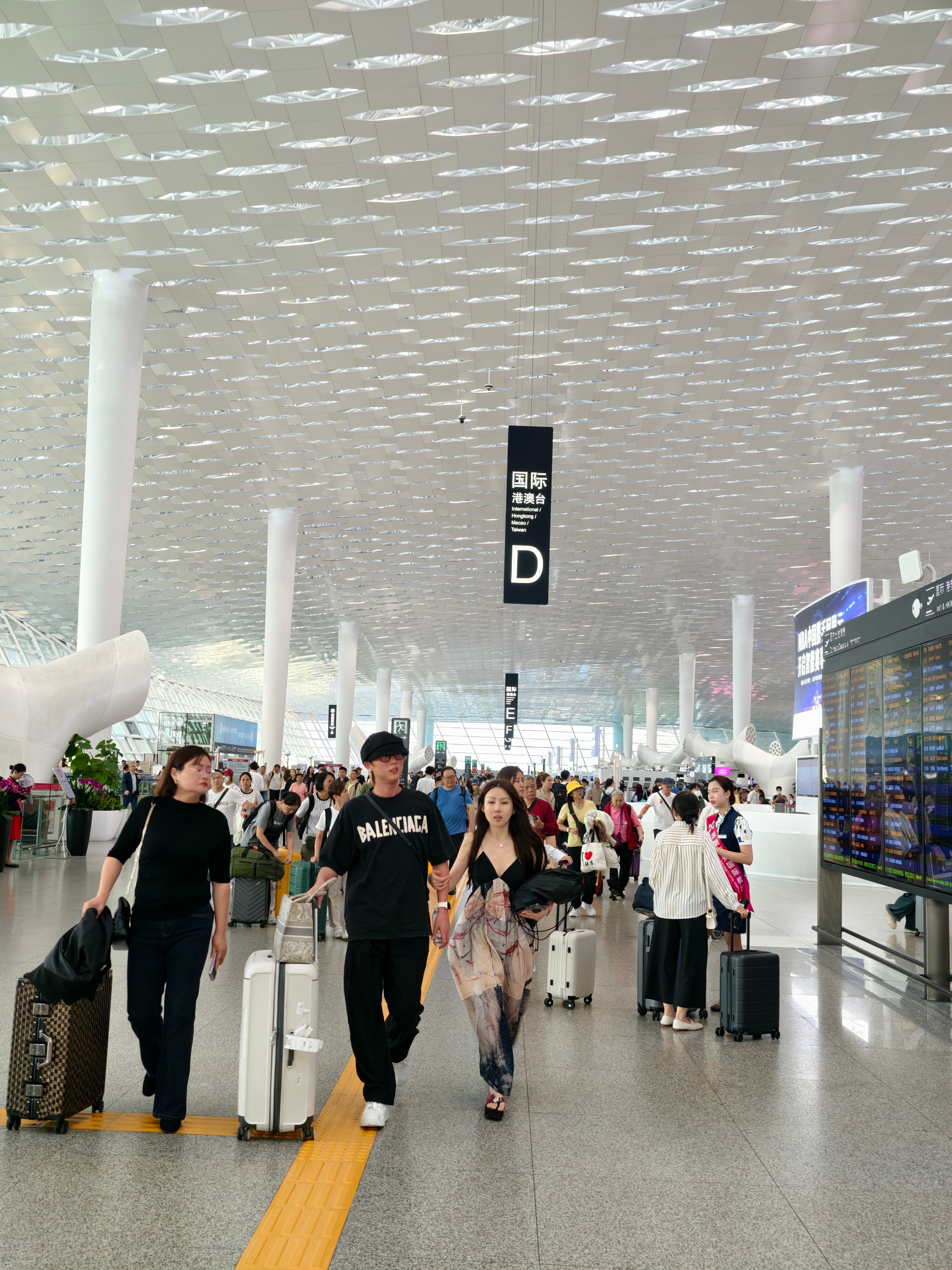 早起去做牛马了，没想到这么多人​​​