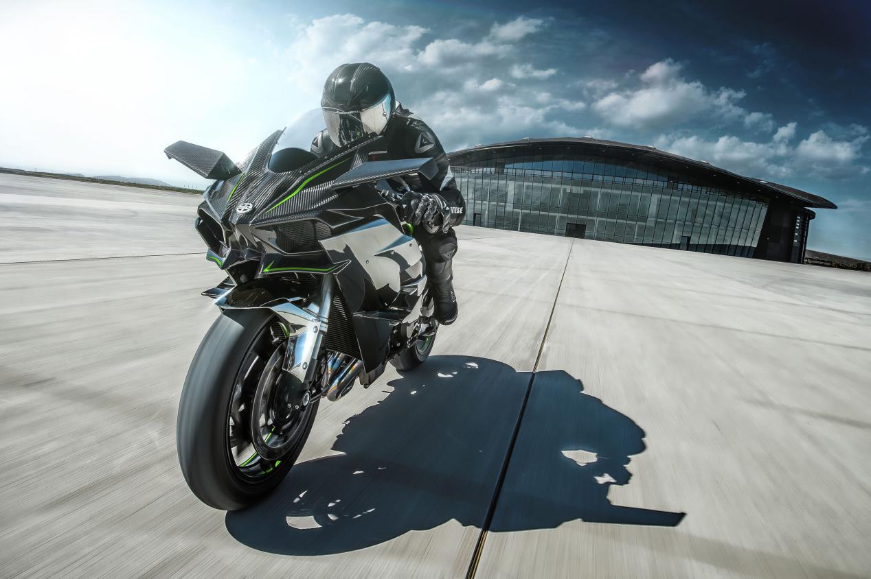 为什么大网红都骑川崎ninja h2 难道川崎h2真能装x吗?