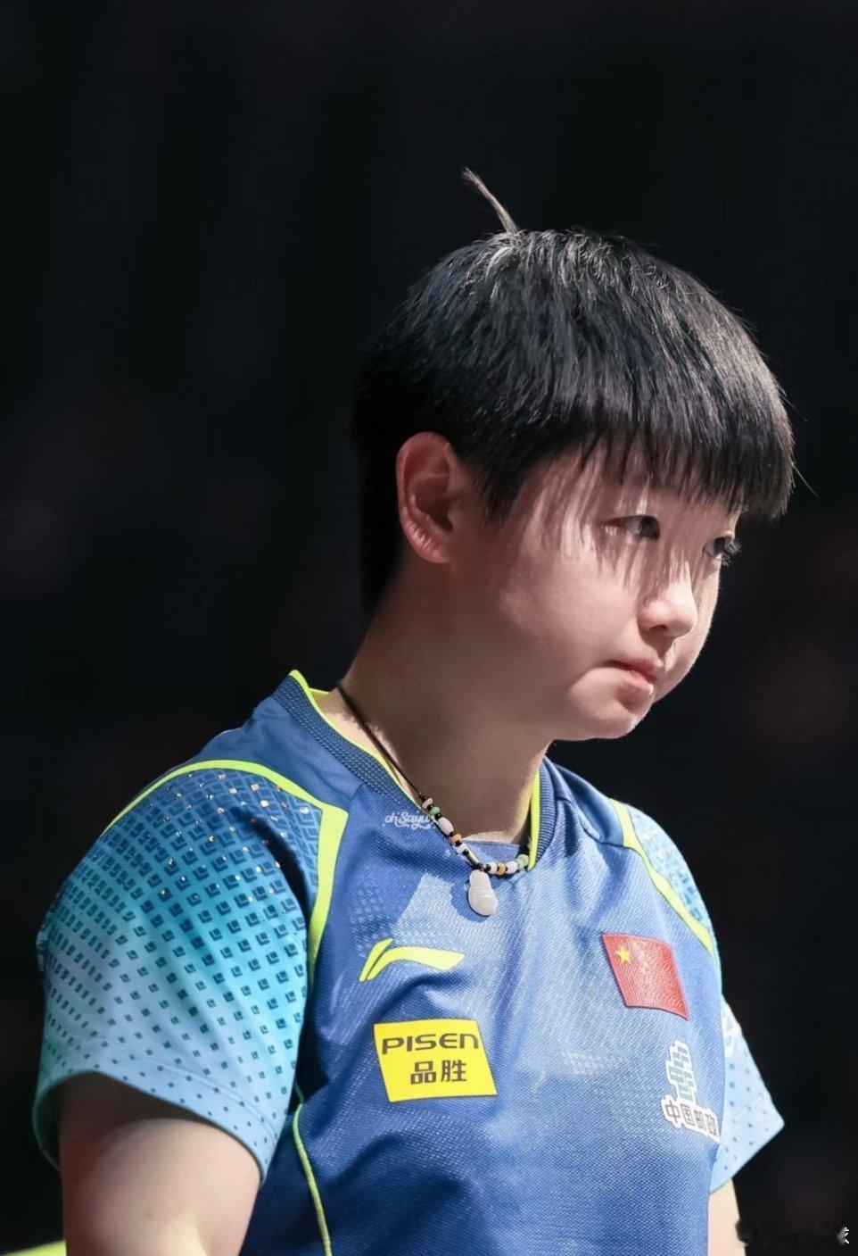 孙颖莎顶着天线duangduang跑​​​