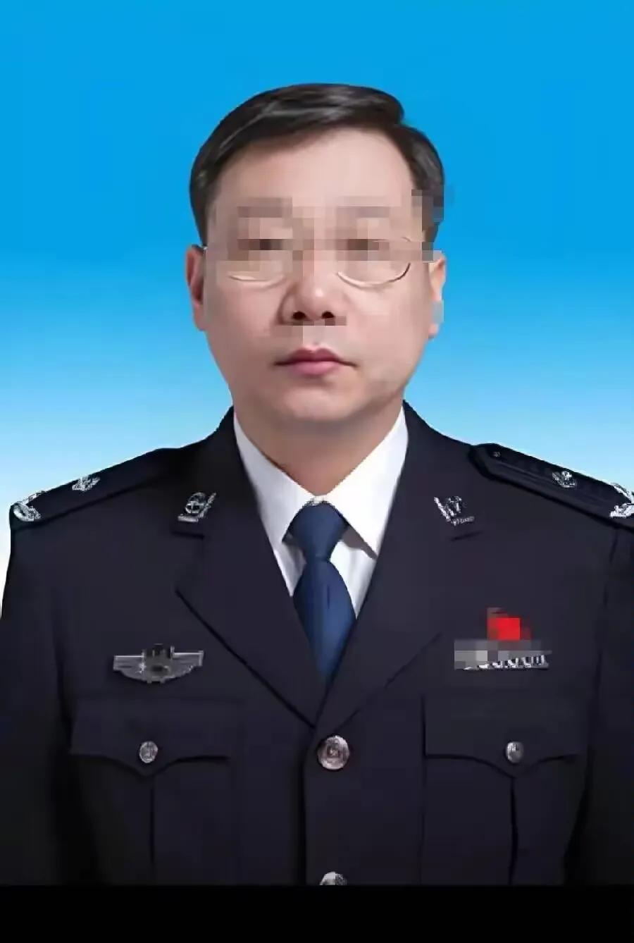 "纸是包不住火的"！4月10日，61岁的一级巡视员"马占山"被查了，看了一