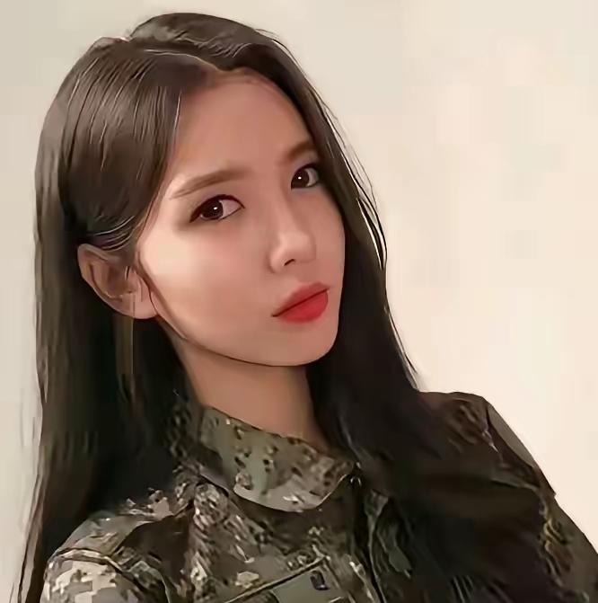 你发现了没有？每个女人到了50岁左右，由于雌激素断崖式下降后慢慢开始绝经这一段时