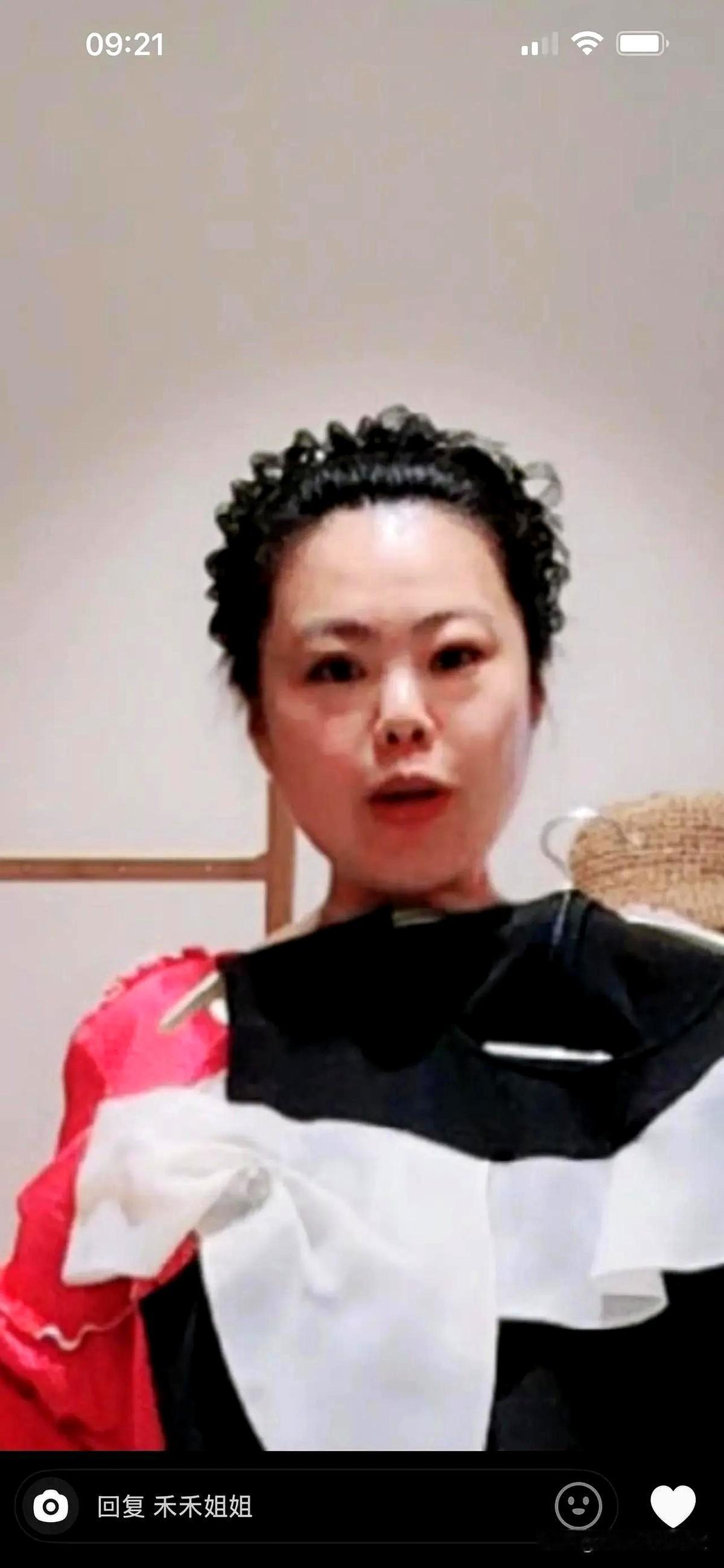 苦茶淡淡香我要去度假。现在出门玩谁还非得砸钱啊？路费二百块，酒店一百多，