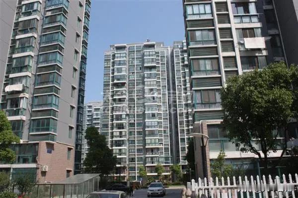 就因为娘家人一句话，到手的好房子黄了，现在肠子都悔青李先生在市区看中一套1